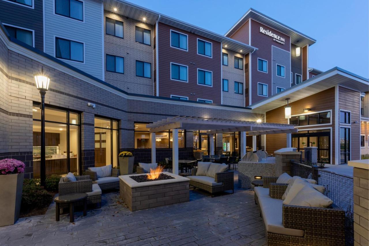 Residence Inn Minneapolis Maple Grove/Arbor Lakes Екстер'єр фото